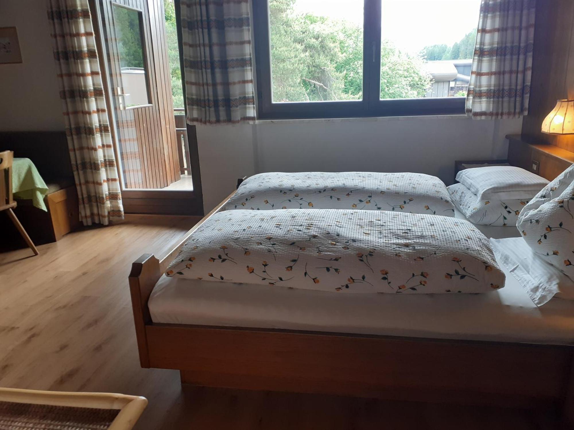 Residence Rienz К'єнес Екстер'єр фото