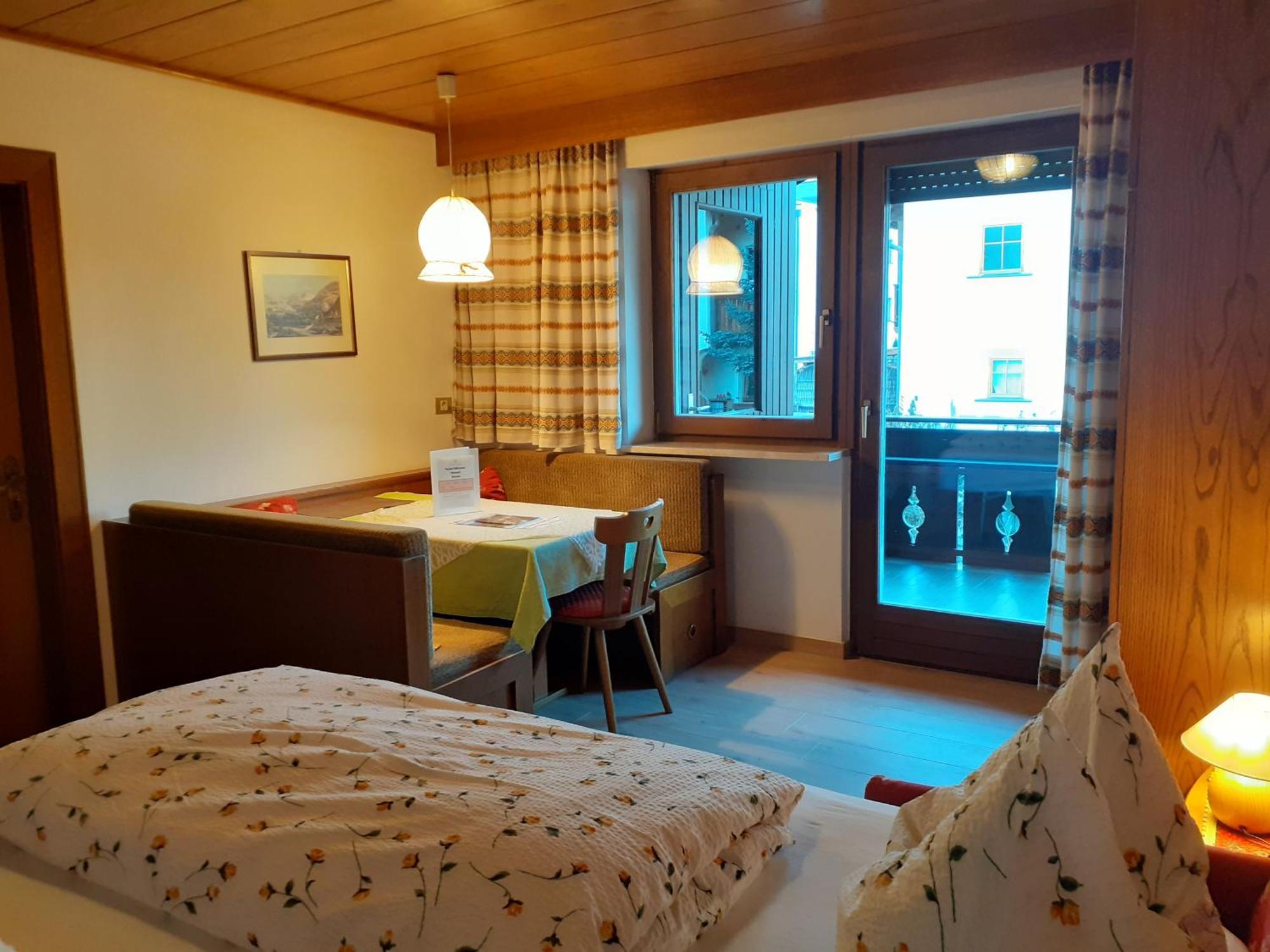 Residence Rienz К'єнес Екстер'єр фото